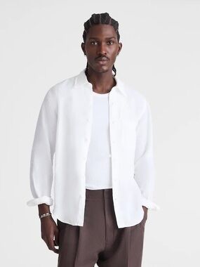 Madewell Button-Up Shirt in Linen White 
Size M $118 NZ285